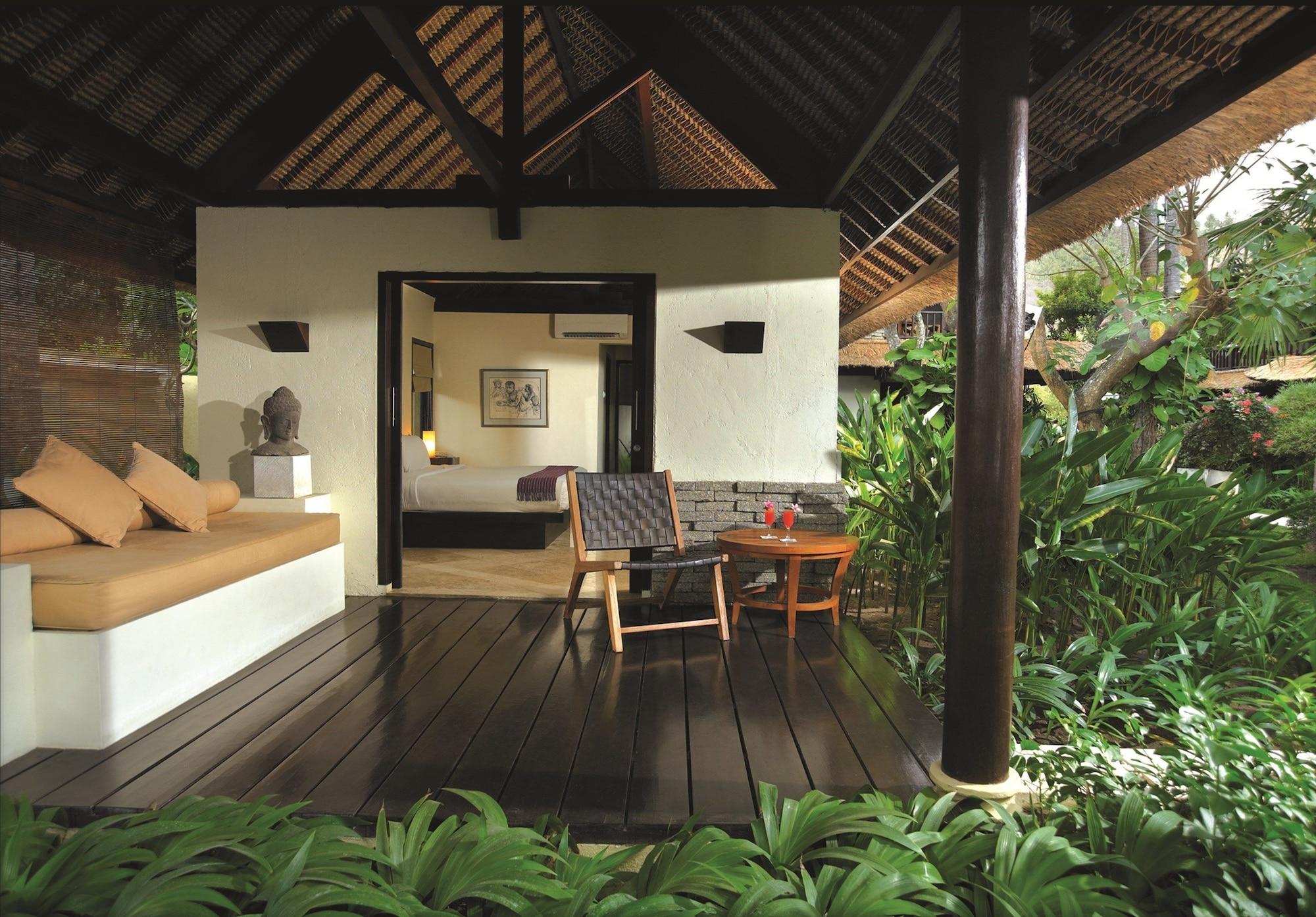 Qunci Villas Resort Mangsit Exteriör bild